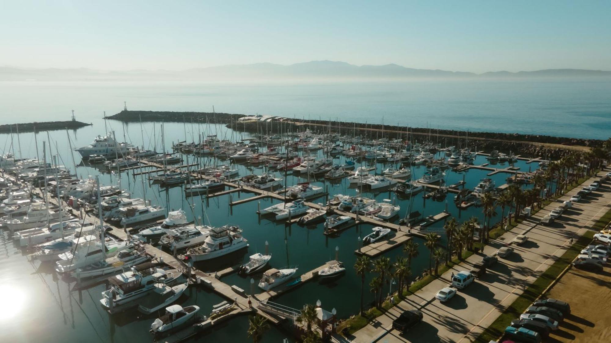 Estilo Californiano Βίλα Ενσενάντα Εξωτερικό φωτογραφία