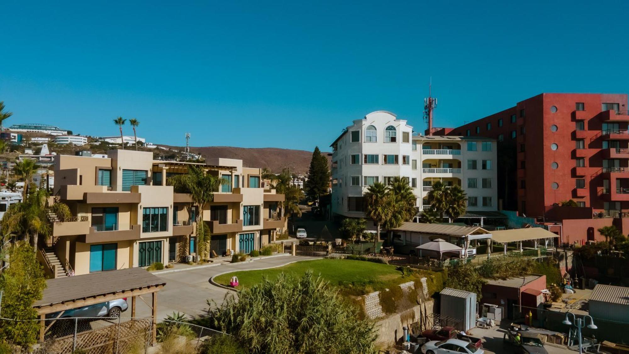 Estilo Californiano Βίλα Ενσενάντα Εξωτερικό φωτογραφία
